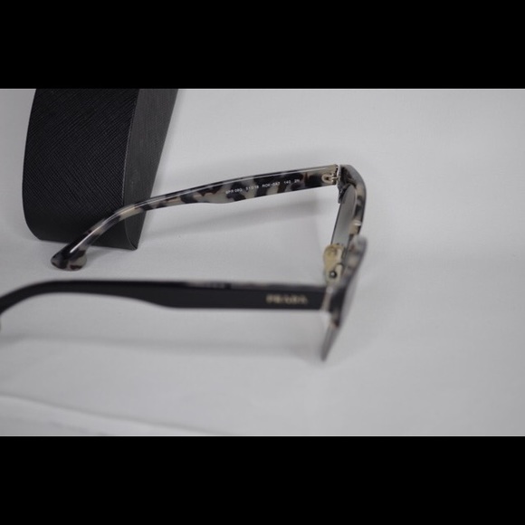 PRADA Clubmaster Sunglasses - Picture 4 of 6